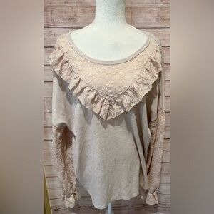Hailey & Co. size 2x lace blouse cream sheer lace sleeves.